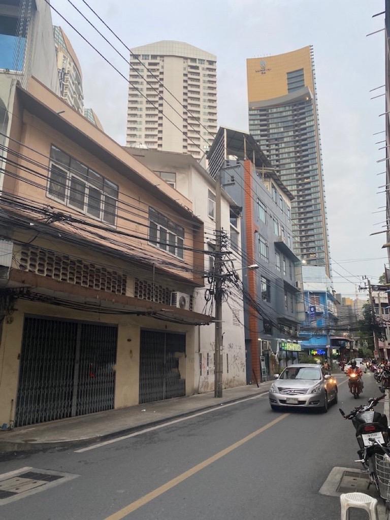 ให้เช่าอาคารพาณิชย์สุขุมวิท22 แขวงคลองตัน เหมาะสำหรับ ร้านกาแฟร้านอาหาร ร้านมาสสาจ อยู่พักอาศัยโกดัง