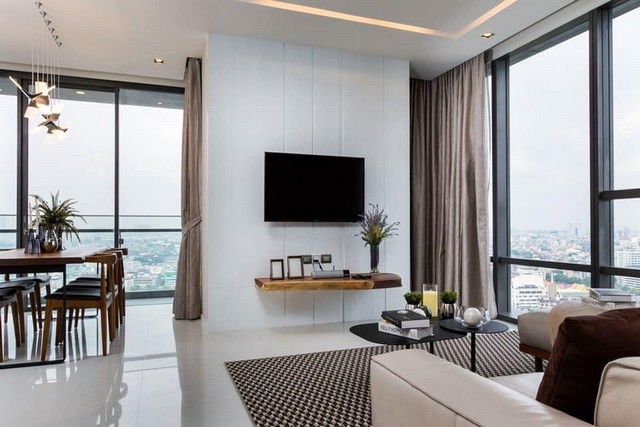 Luxury 2 Bedrooms For Sale In The Heart Of Sathorn Near Surasak BTS