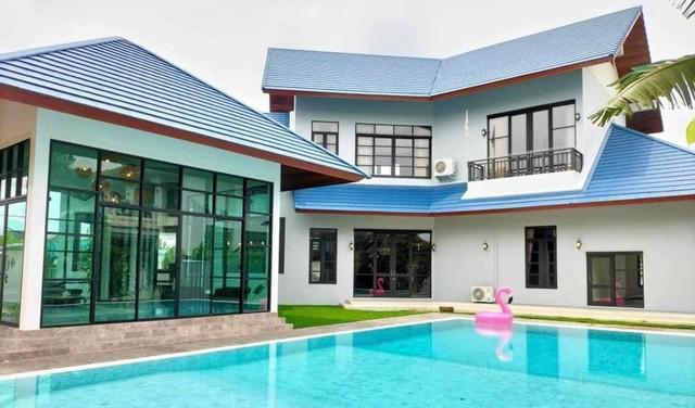ขายบ้านเดี่ยว 2 ชั้น Private house pool villa  มีสระว่ายน้ำ  ถนนศรีนครินทร์
