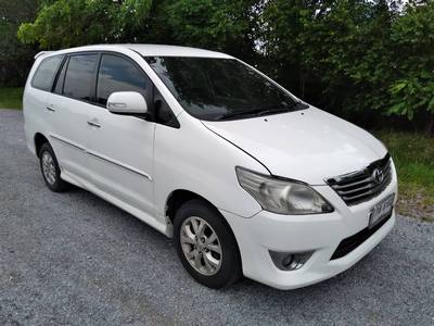 ขายรถ TOYOTA INNOVA ขาว ปี 2012