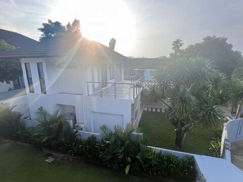 29/44 Baansuan Lochpalm together with big garden and big swimming pool.