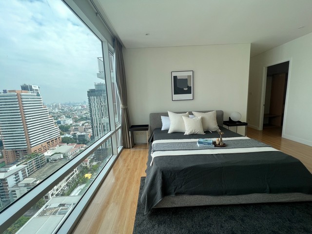 CRB801  Fullerton Sukhumvit 2 bedroom 2 bathroom layout