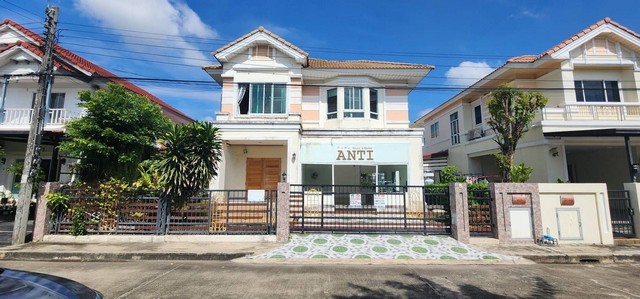 บ้าน  เพอร์เฟคเพลส สุขุมวิท 77-สุวรรณภูมิ ลาดกระบัง   ราคาจับต้องได้ -