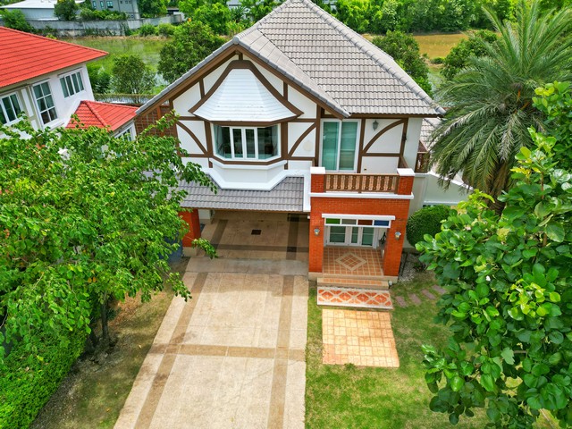 บ้าน ลัดดารมย์ ราชพฤกษ์ - รัตนาธิเบศร์ 2  area 274 Square Wah  26900000 B. ใกล้ รร.นานาชาติเด่นหล้า ด่วน นนทบุรี   