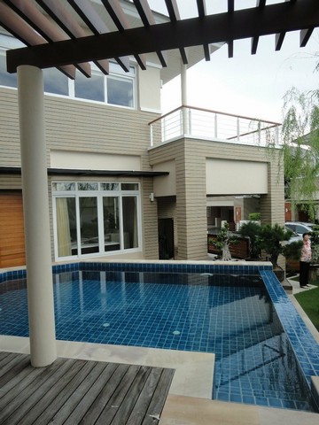 ขายบ้าน Pool Villa ติดทะเล หมู่บ้านบ้านทะเล-พัทยา  129 ตรว. 3 ห้องนอน 3 ห้องน้ำ พร้อมเฟอร์นิเจอร์