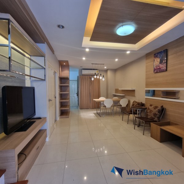 WISHBANGKOK141  ให้เช่า ทาวน์เฮ้าส์ ทาวน์โฮม เดิน 10 นาที BTSบางจาก 3 นอน 