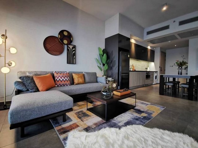 The Lofts Asoke, luxury condo in Industrial Loft style, near MRT Phetchaburi