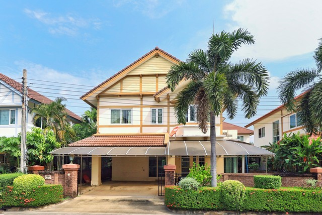 รหัส  EA120236 ขายด่วน! บ้าน ลัดดารมย์ ราชพฤกษ์-ปิ่นเกล้า 8900000 BAHT. 3 Bedroom 3 Bathroom 60 ตร.วา 0 ngan 0 RAI ใกล้กับ ทางด่วนศรีรัช Hot!!