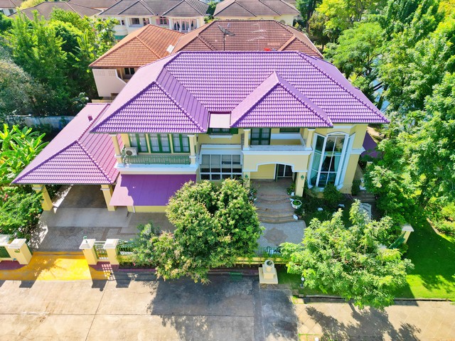 บ้าน ลดาวัลย์ เลคโคโลเนียล 150 SQ.WA 4นอน5น้ำ 19000000 BAHT. ใกล้ - ดี-งาม