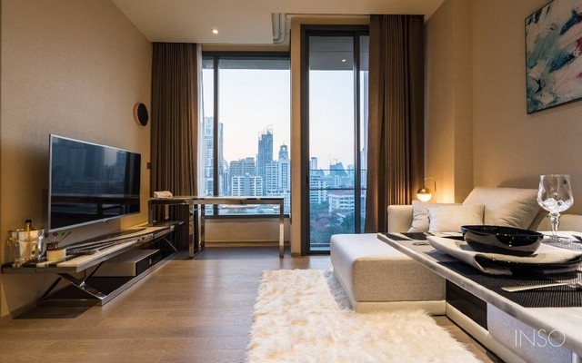 Super luxury unit at The Esse Asoke, near BTS Asoke