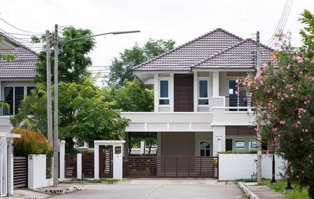 บ้านเดี่ยว 2 ชั้น สไตล์โมเดิร์น หมู่บ้านธาราคิรี โซนสุเทพ 