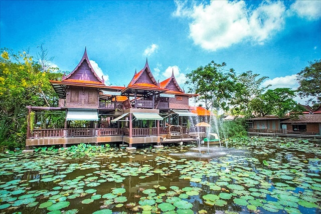 สตูดิโอ ตลาดกิเลน ให้เช่าที่ดิน-เรือนไทย-เรือนแต่งงาน คาเฟ่กาแฟ-ร้านอาหาร มหิดล ศาลายากือบ3 ไร่ บางใหญ่ นนทบุรี วัดต้นเชือก