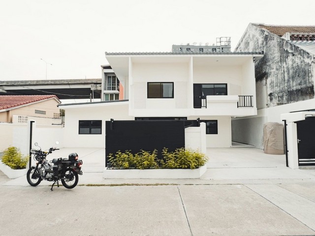 H0455 บ้านเดี่ยว House for sell 3 bedrooms สวนหลวง Suan Luang 061-8689361