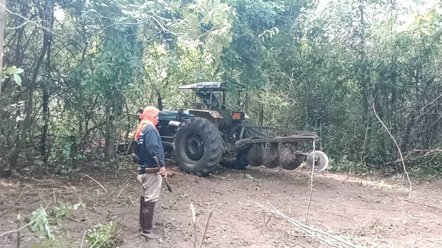 ทรัพย์คุ้มค่าราคาดีจับต้องได้   ที่ติดทางหลวง1107 บ้านตาก จ.ตาก คมนาคมสะดวกมาก 36 ไร่เศษ อ.บ้านตาก  จ.ตาก  ติด ทล.1107 โทร 0837124115