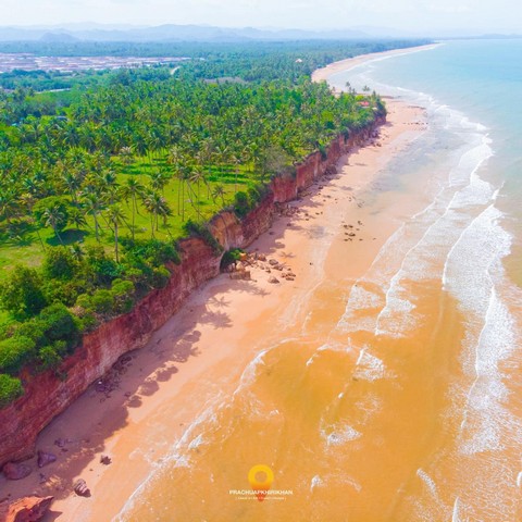 คุยง่าย บริการหลังการขายดี ให้ข้อมูลพร้อมบริการพาชมที่จริง หาดส่วนตัว 6.9ลบ. จ.ประจวบฯ ฟินกับธรรมชาติชายทะเล รับลมท้าแดด บ้านเลขที่59/3 บ้านหันหน้าไปทาง ทิศเหนือ  