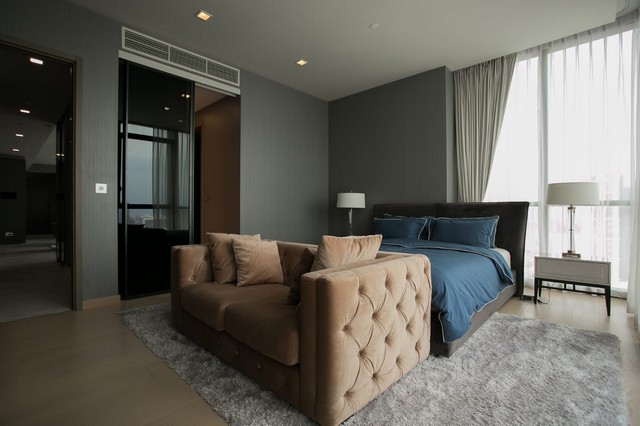 Luxury Brand New The Monument 2Beds 2Baths And High Floor Close To Thonglor BTS