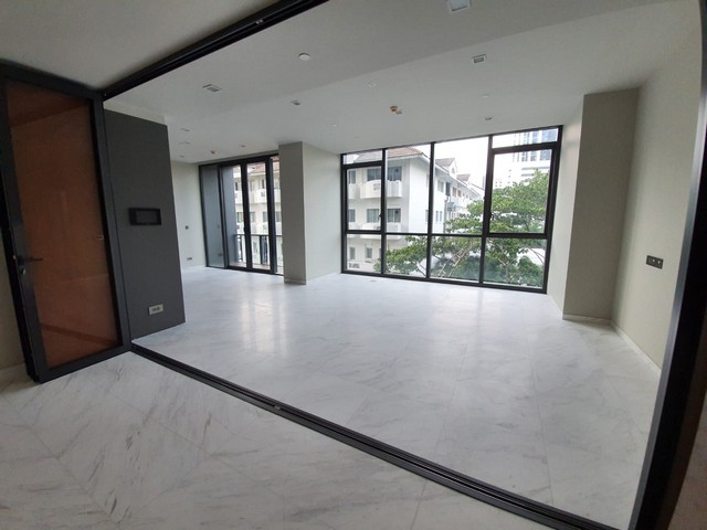 Luxury Brand New The Monument 2Beds 2Baths Close To Thonglor BTS