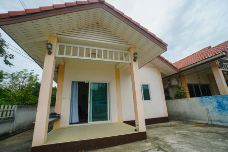 Single storey ho use for sale 1 bedroom 1 bathroom  37.2wa Namueang Koh samui