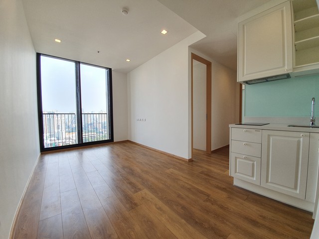 Unfurnished unit available now!!! Noble BE33 near BTS PhromPhong