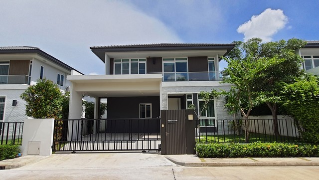 บ้าน มัณฑนา เวสต์เกต ใหญ่ขนาด 60 ตาราง-วา 4BR4BATHROOM   ส ว ย นนทบุรี   