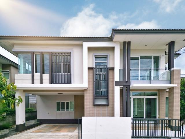 ขายด่วน ๆ บ้าน Casa Legend Ratchaphruek-Pinklao 65 ตารางวา 4BEDROOM 11500000 BAHT. ราคาถูกเหลือเชื่อ!