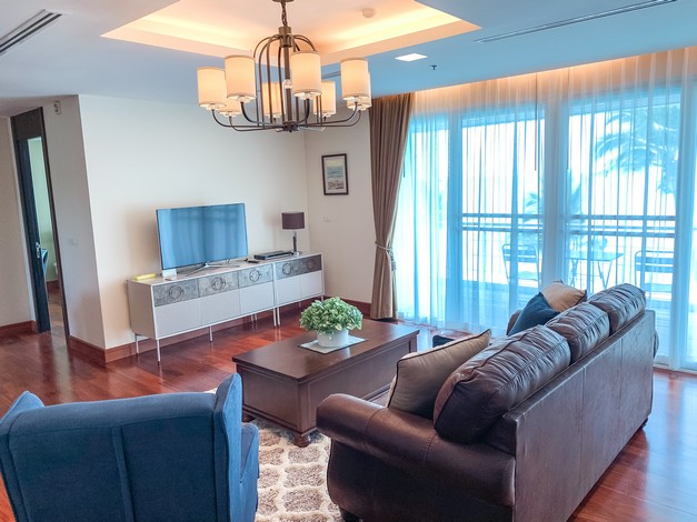 ขายคอนโดอนัญญา วิวทะเล ติดหาด ราคาดีมาก Ananya Beachfront Condominium Nakluea