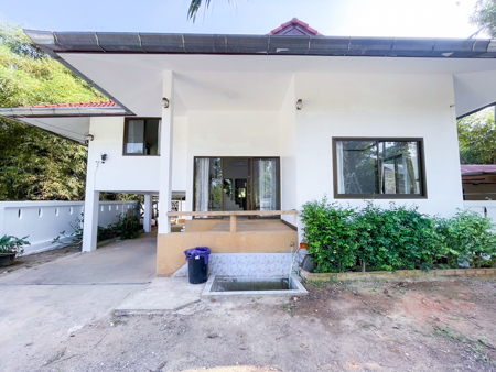 House Available For Rent 3Bed 2Bath Private Locaion Lipa Noi Koh Samui Suratthani