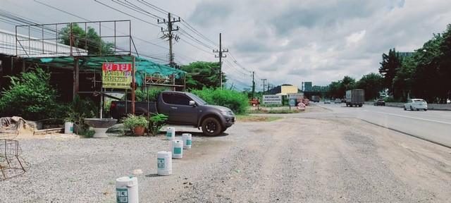 ขายที่ดิน พร้อมสิ่งปลูกสร้าง 67 วา ติดถนนเอเชีย ขาเข้ากรุงเทพ ย่านมัทรี  พยุหะคีรี นครสวรรค์  ZK352